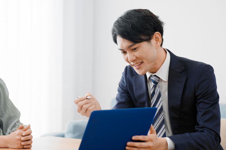 保険代理店の主な業務内容